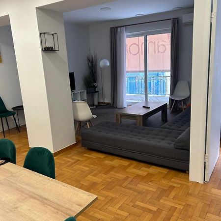 Acropolis View And Walking Distance 4 Bd Flat Daire Atina Dış mekan fotoğraf