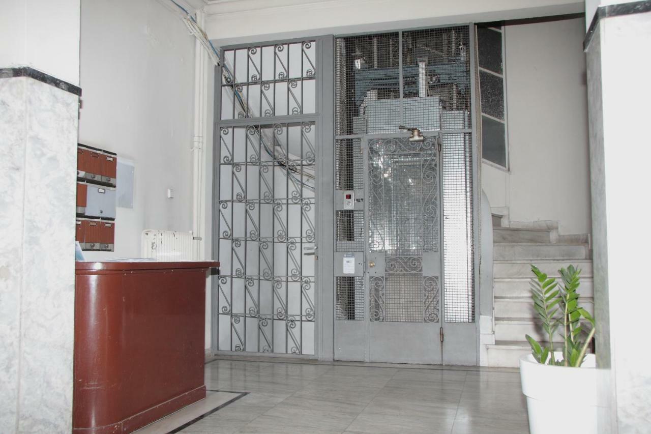 Acropolis View And Walking Distance 4 Bd Flat Daire Atina Dış mekan fotoğraf