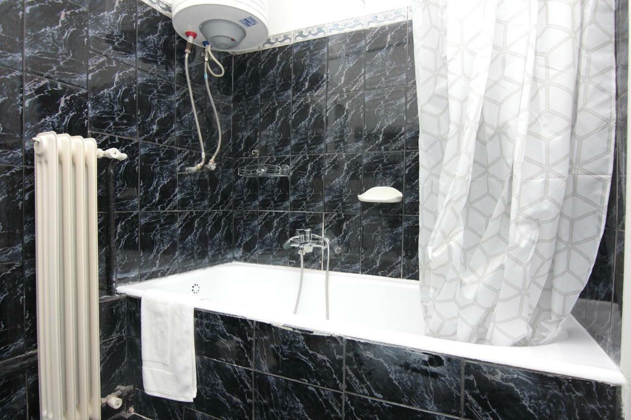 Acropolis View And Walking Distance 4 Bd Flat Daire Atina Dış mekan fotoğraf
